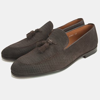 Loafers με φουντάκι